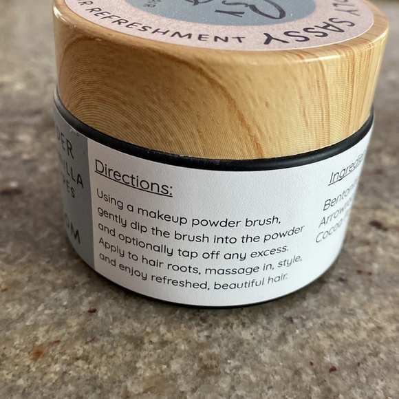 Organic dry shampoo with brush - Picture 4 of 4